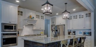 Ceny nieruchomości spadają