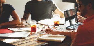 Jak wyciągnąć kleszcza?